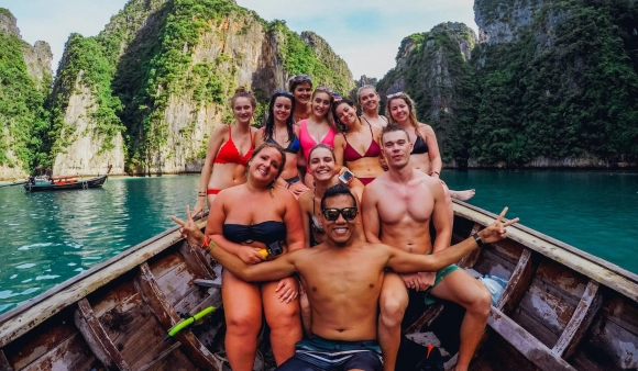 Unveiling Thailand's Group Travel Oasis: Tailored Experiences for Collective Adventure cover