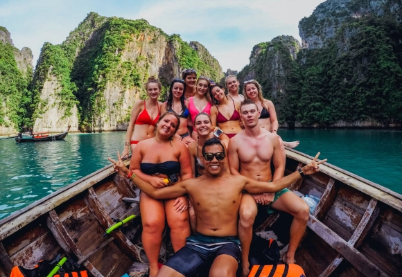 Unveiling Thailand's Group Travel Oasis: Tailored Experiences for Collective Adventure cover