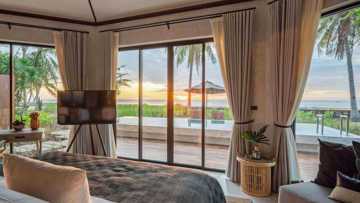 Indulge in Elegance: Hua Hin’s Top Luxury Beachfront Villas cover