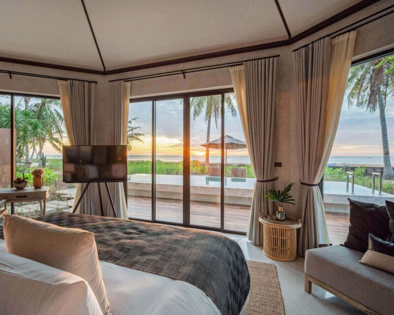 Indulge in Elegance: Hua Hin’s Top Luxury Beachfront Villas cover