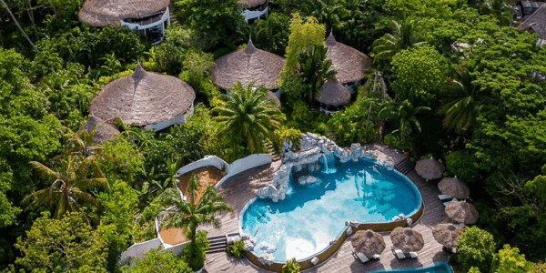 Luxury Escapes in Koh Tao: Top High-End Resorts for 2025 cover