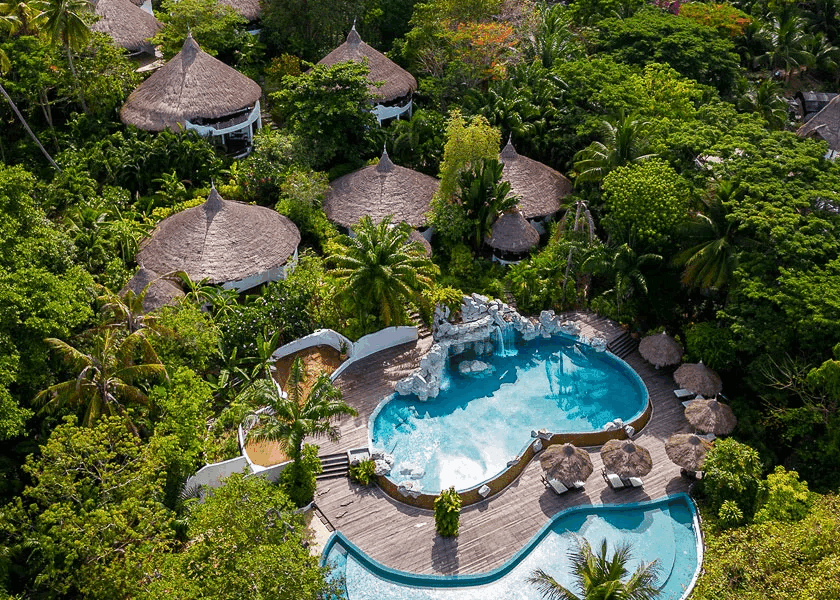 Luxury Escapes in Koh Tao: Top High-End Resorts for 2025 cover